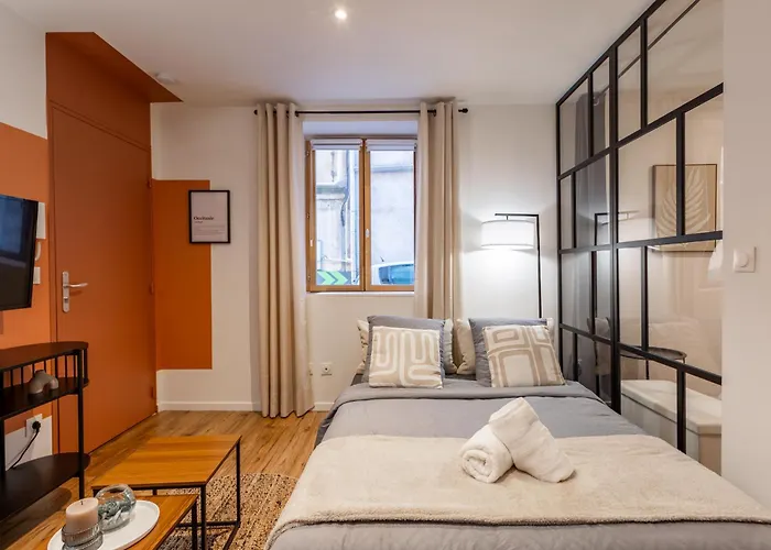 L'occitane - Grand Chaleureux En Hyper Centre * 카스트르